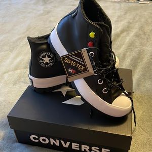 Converse Chuck Taylor Lugged Winter Boots
